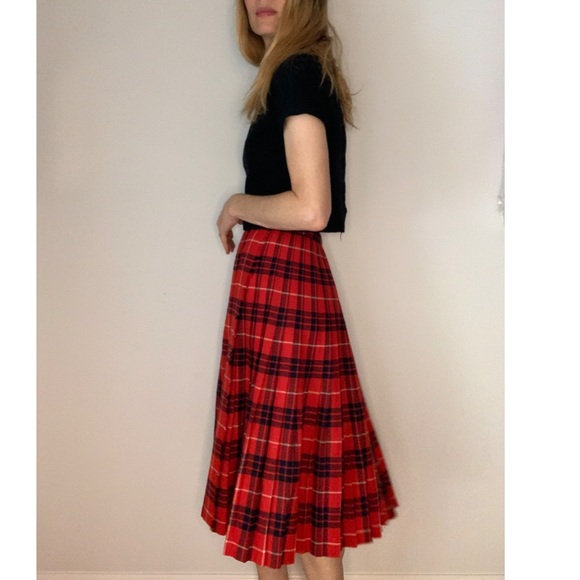 Vintage Handmade Plaid Wool Pleated Skirt - Picture 7 of 16